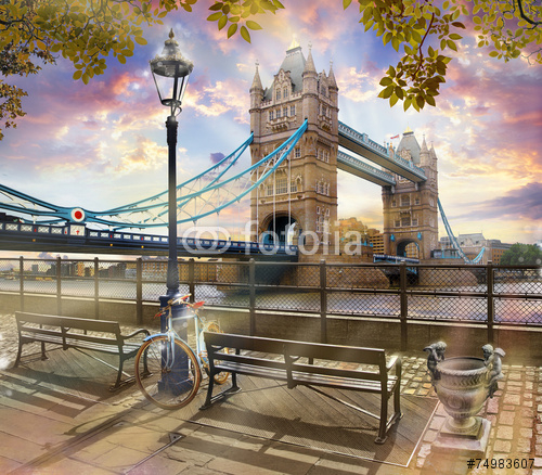 Каталог Фотообои тауэрский мост:  | Wall-Style
