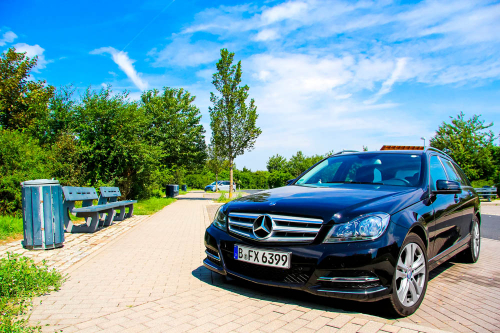 Каталог Фотообои черный mercedes:  | Wall-Style