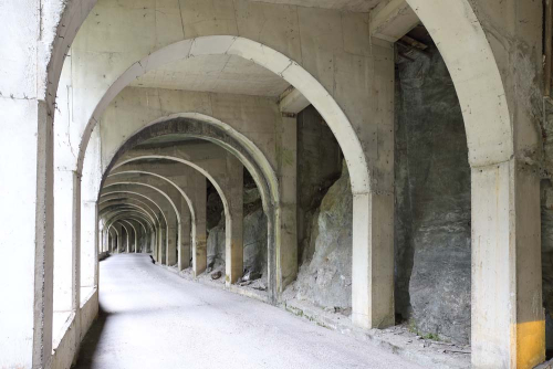 Каталог Картина тоннель в скале: Архитектура | Wall-Style