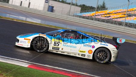 Каталог Фотообои гонки:  | Wall-Style